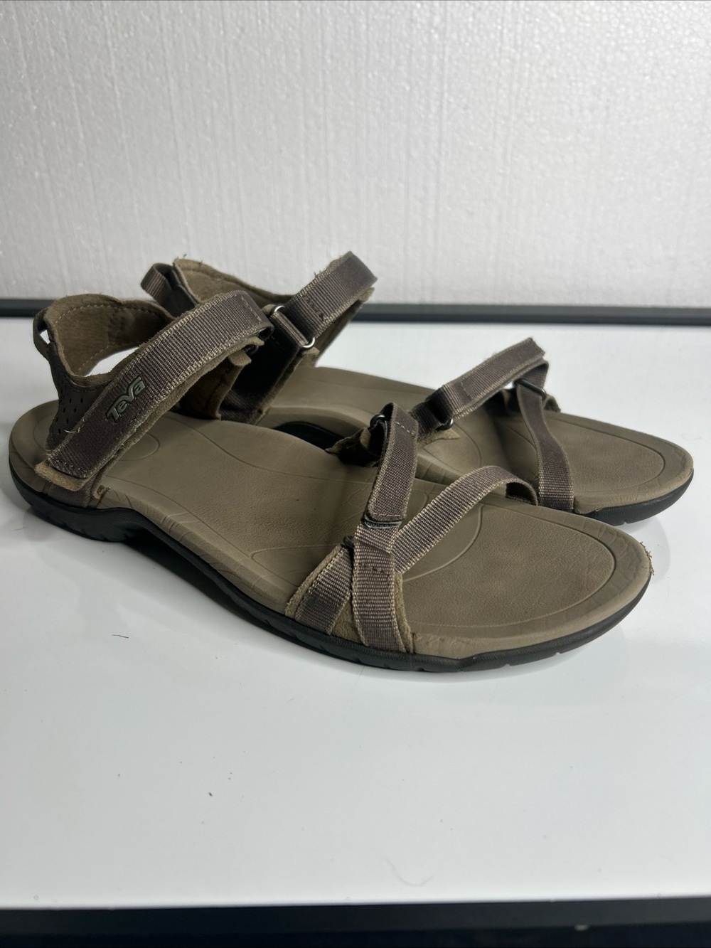 Teva Womens Comfort Verra Strap Gray Taupe Strappy Sports Sandals US 10 Read